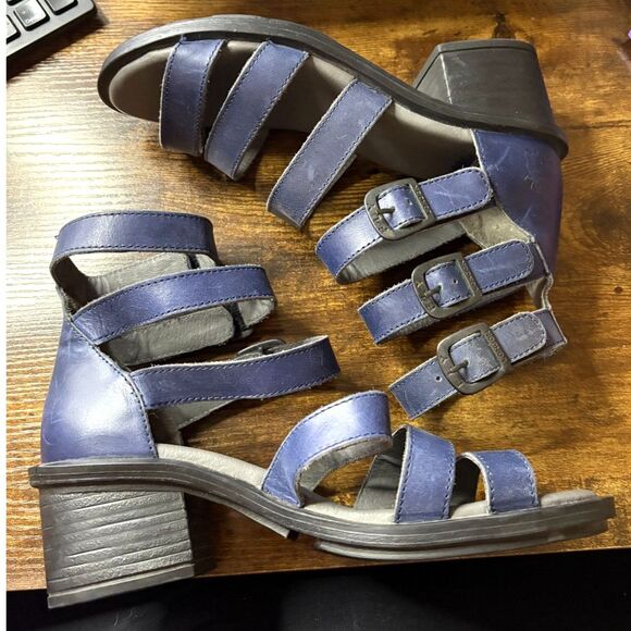 Women's Navy Blue Fly London Leather Strap Heel Sandal Size 38 - Picture 1 of 8